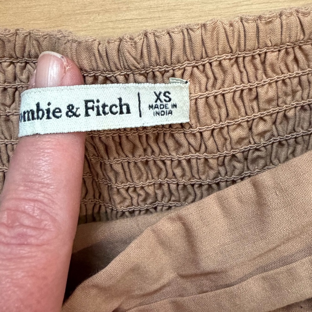 Abercrombie & Fitch Eyelet Puff Sleeve Mini Dress XS Cottagecore Croquette - Picture 3 of 12